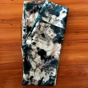 Practically new athletic leggings